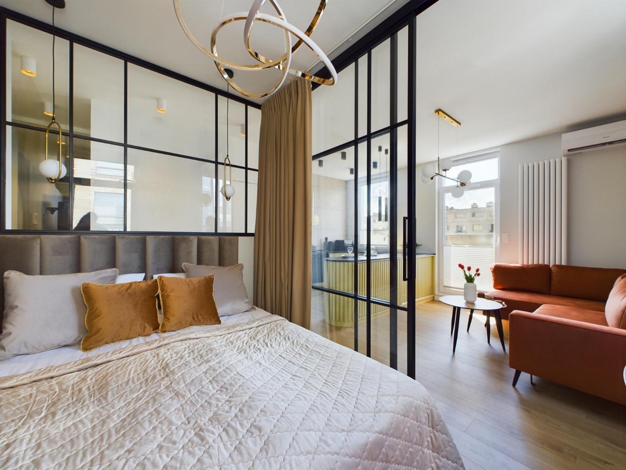 City Center Apartments Hoza By Noclegi Renters Warsaw Exterior photo