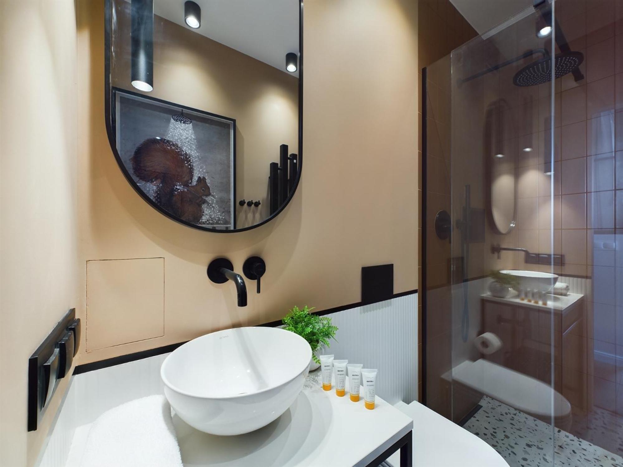 City Center Apartments Hoza By Noclegi Renters Warsaw Exterior photo